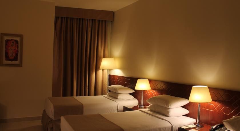 Makarem Al Bait Al Azizia Hotel Мека Екстериор снимка