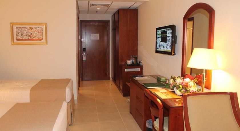 Makarem Al Bait Al Azizia Hotel Мека Екстериор снимка